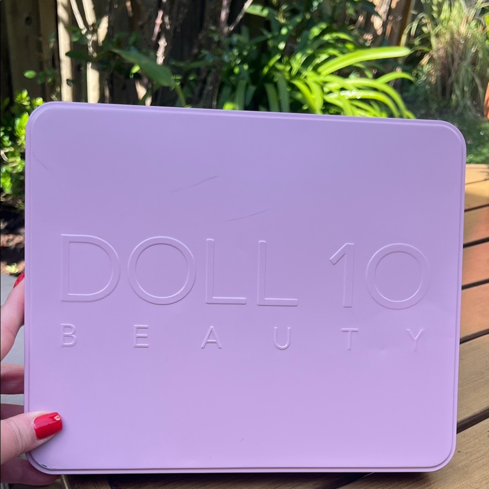 Doll 10 Pink Beauty Tool Collection - Picture 2 of 3